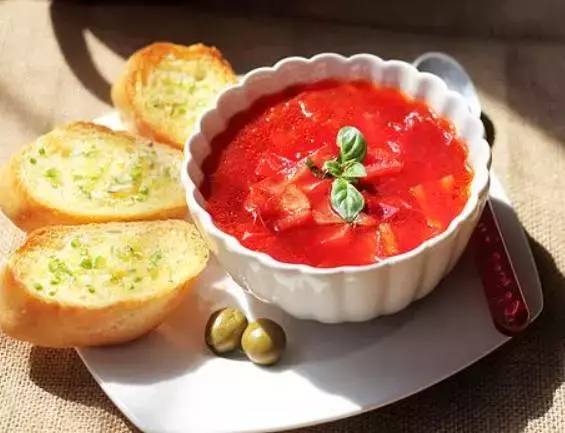 黃金周第一天 泰達航母人氣爆棚,開啟假期模式